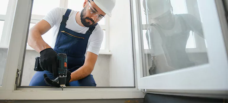 Replace Broken Window Pane in Parry Sound, ON